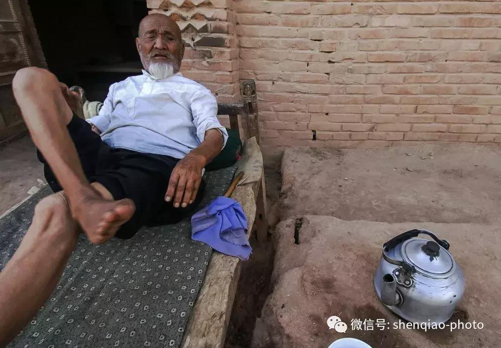 吐鲁番高温气温破纪录,吐鲁番迎来持续高温天气