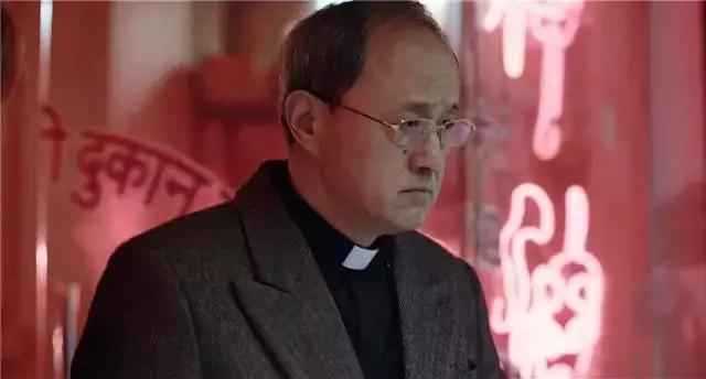 盘点香港电影的牧师们，张国荣最帅，黄霑最逗，林尚义战斗力最强