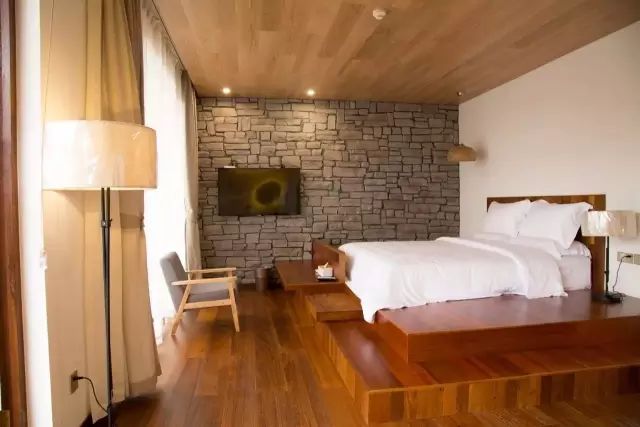 40岁大叔买下一座岛,大叔为钓鱼买下一座岛