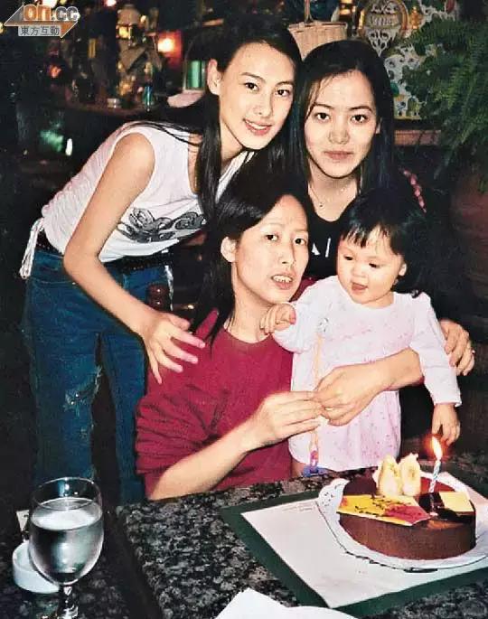 梁洛施现在如何了,30岁梁洛施豪门梦碎后复出