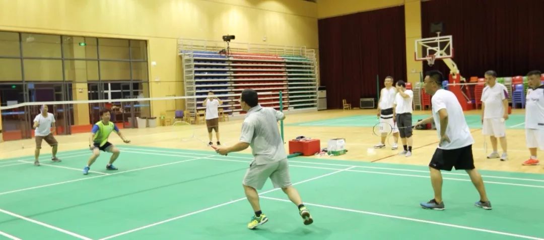 点燃激情燃烧梦想,点燃激情和梦想顺利完赛