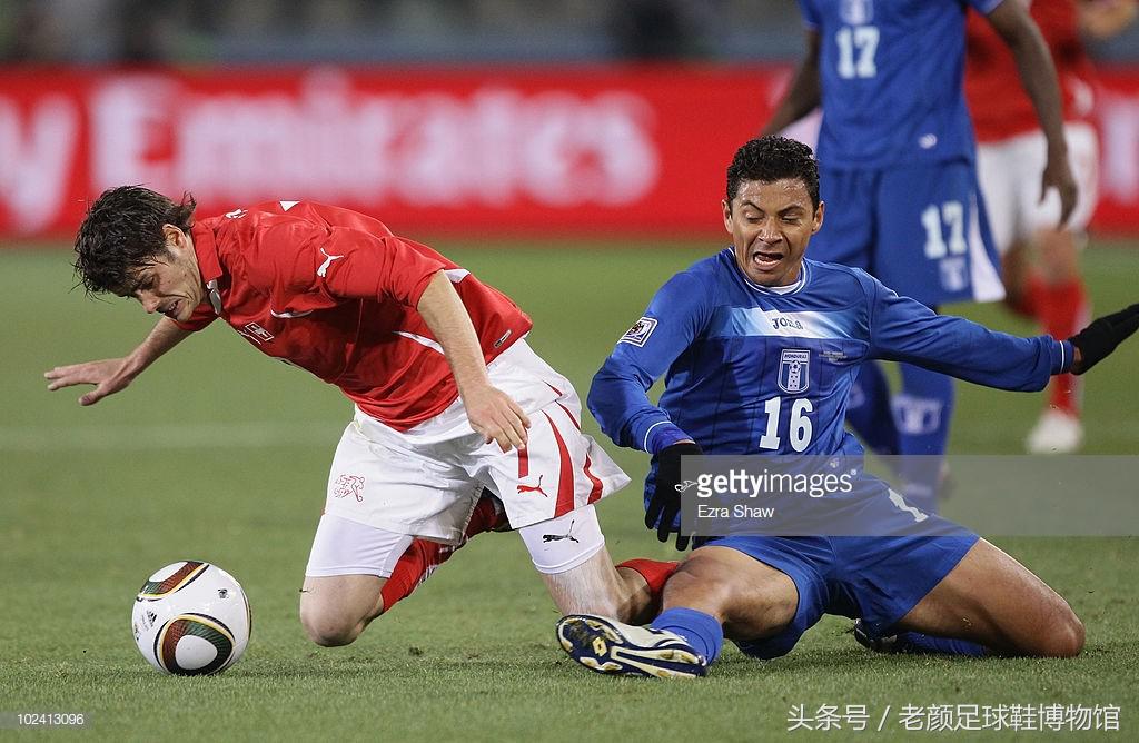 世界杯战靴盘点,南非世界杯复刻版足球鞋