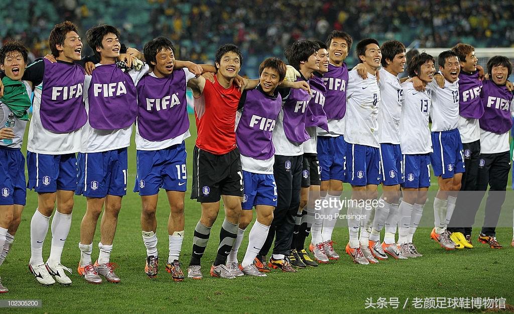 世界杯战靴盘点,南非世界杯复刻版足球鞋