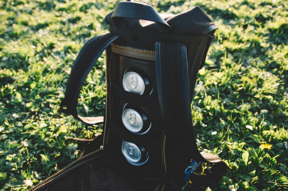 众筹排行榜：不需冰块，便携式冷冻背包，让你随时随地喝冰阔乐