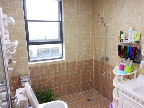 毕业就结婚的女人现在过得怎么样,毕业就结婚的女孩子