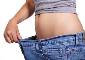 锻炼腰部肌肉时盆骨后侧不舒服,锻炼竖脊肌改善骨盆前倾