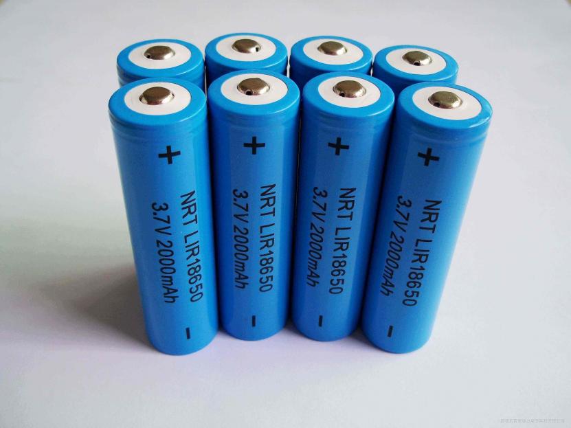 动力电池衰减跟时间还是里程有关,动力电池一年衰减多少