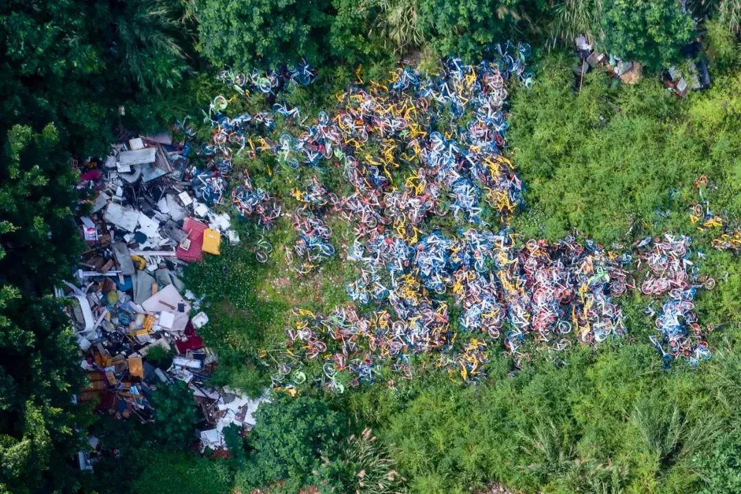 共享单车坟场你见过这样的画面吗,共享单车坟场深度解析