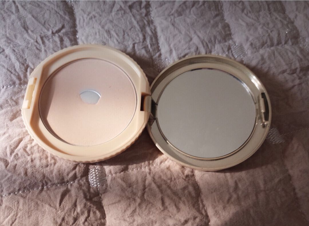 亲测最好用的油皮粉底液,定妆控油散粉亲测