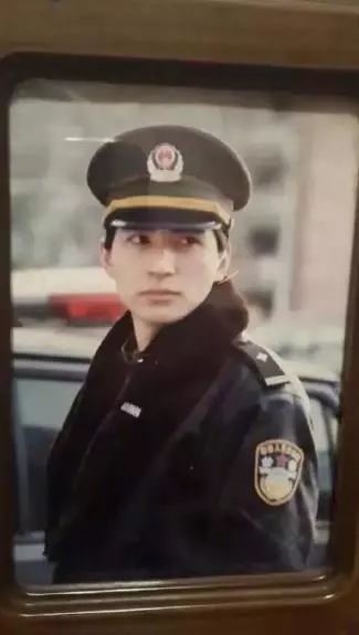 20年前的父母和现在父母的对比,20年前的爸妈照片