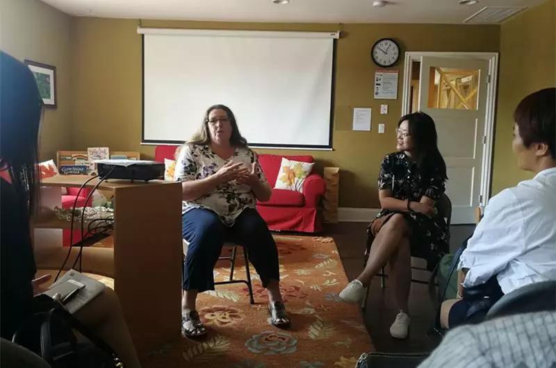 美国和中国幼儿园比较,中国幼儿园和美国幼儿园视频交流