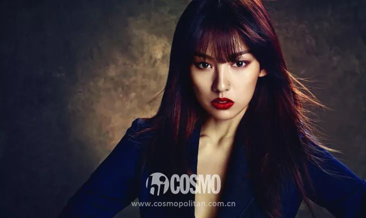 世界上第一支口红是哪个品牌,世界上第一支口红