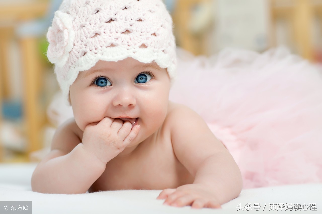 新生宝宝,新生儿第一次来例假前有什么症状