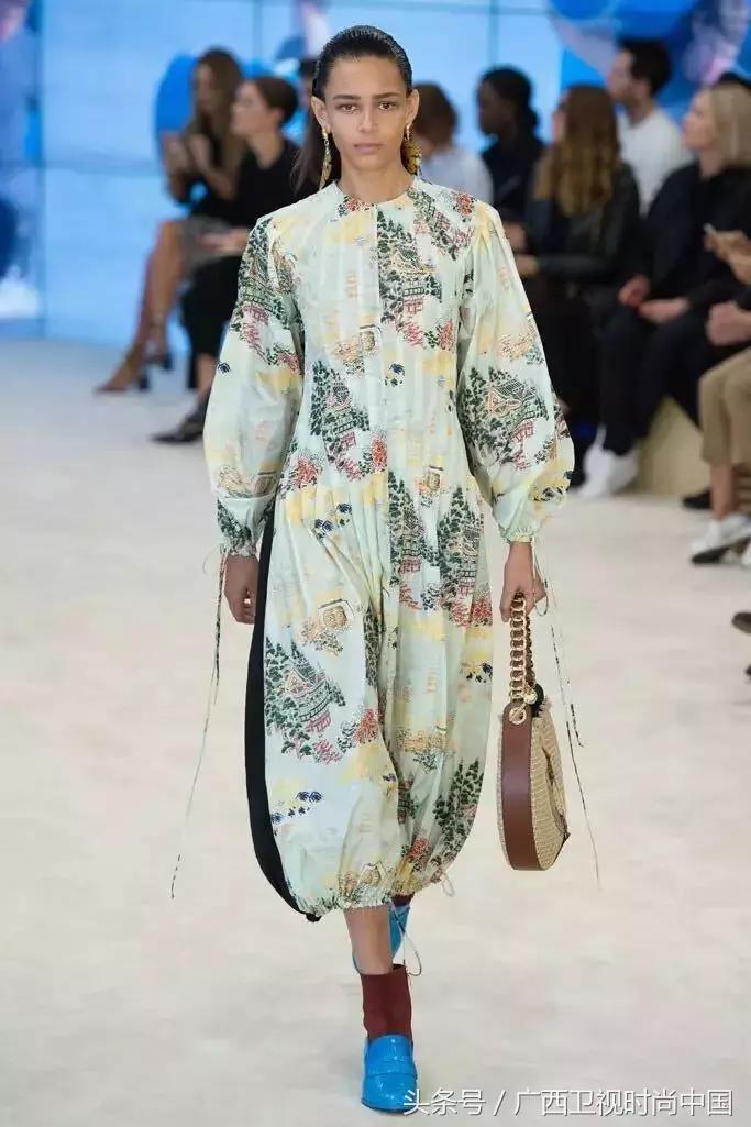 中国风穿什么好看,中国风适合年轻人穿吗