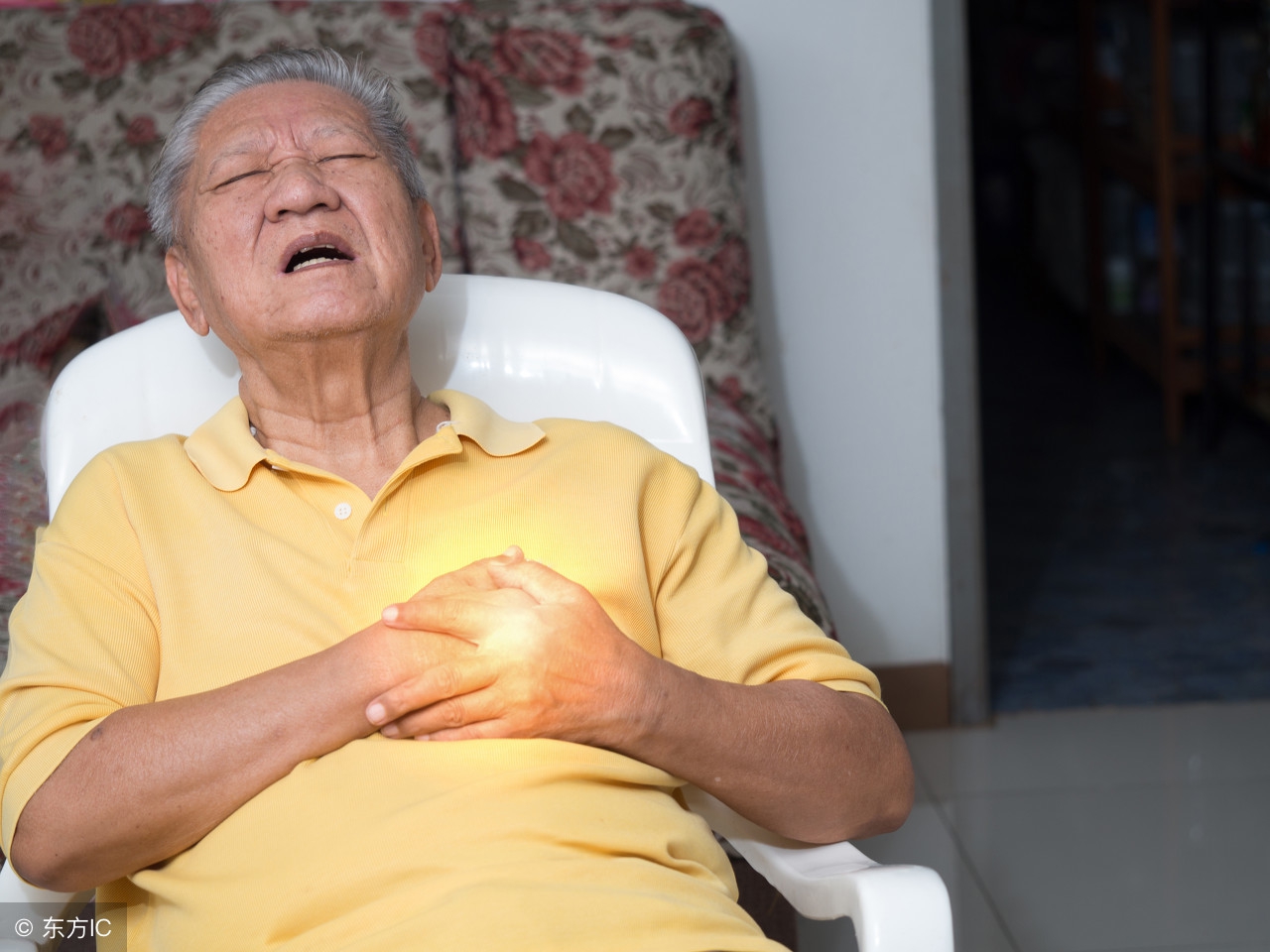 医生提醒看远处保护视力,医生眼里的眩晕是什么感觉