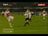 盘点足球十大搞笑瞬间,天下足球疯狂的足球搞笑视频