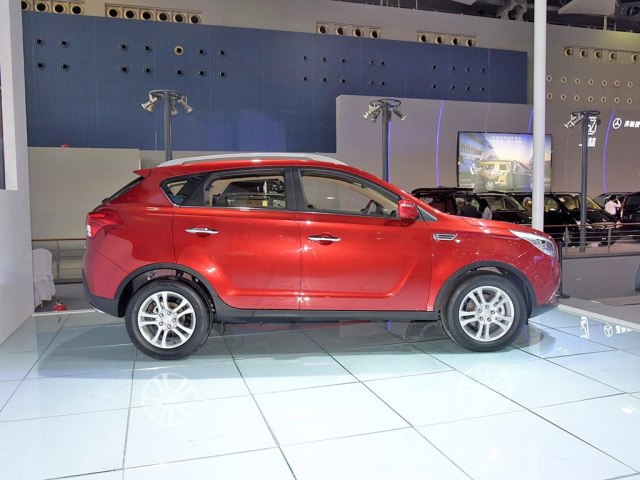 华泰圣达菲2.0t柴油油耗大冒黑烟,12款华泰圣达菲2.0多少油耗