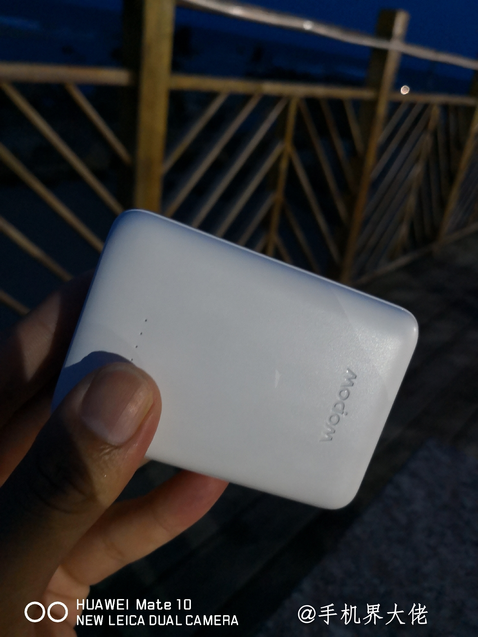 Wopow沃品集装箱充电宝测评,沃品充电宝大容量