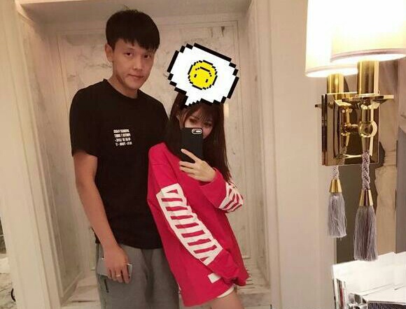 国足白宰鸡,国足白斩阉鸡