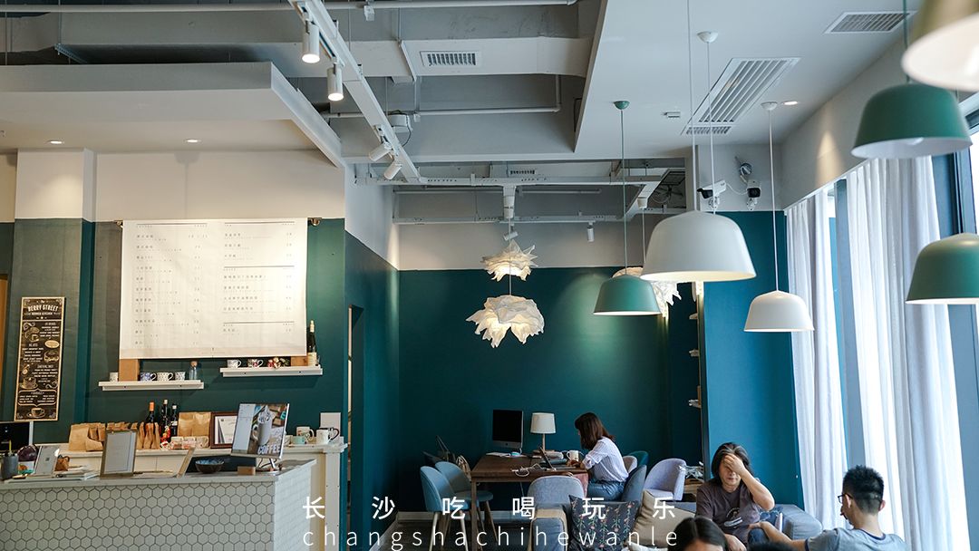 长沙就可以看风景的咖啡馆,长沙拍照咖啡馆解放西