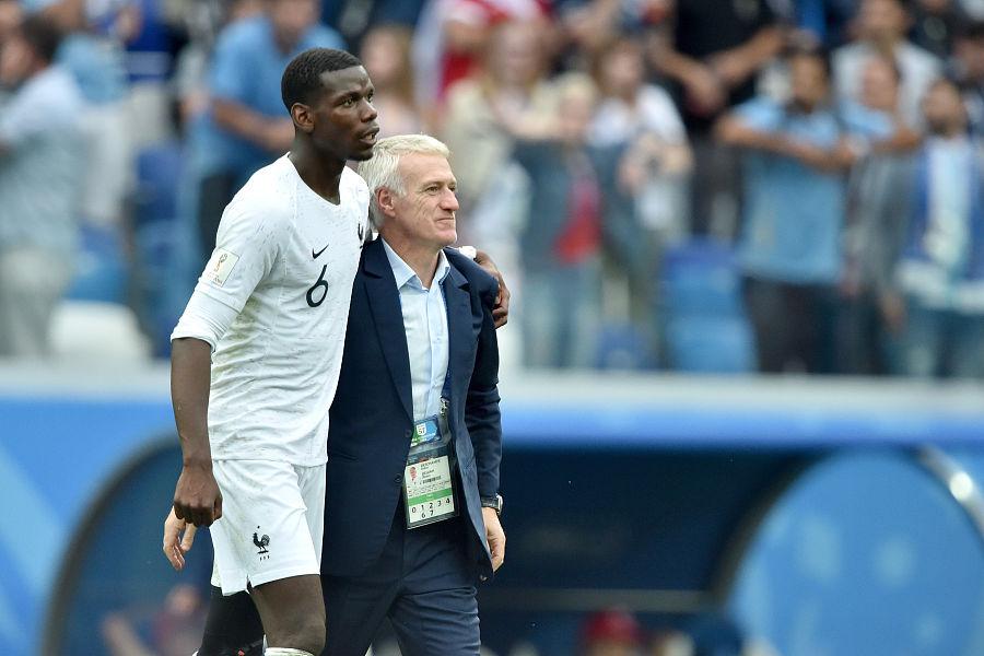 乐不思蜀！世界杯冠军博格巴办泳池party，光头美女抢镜