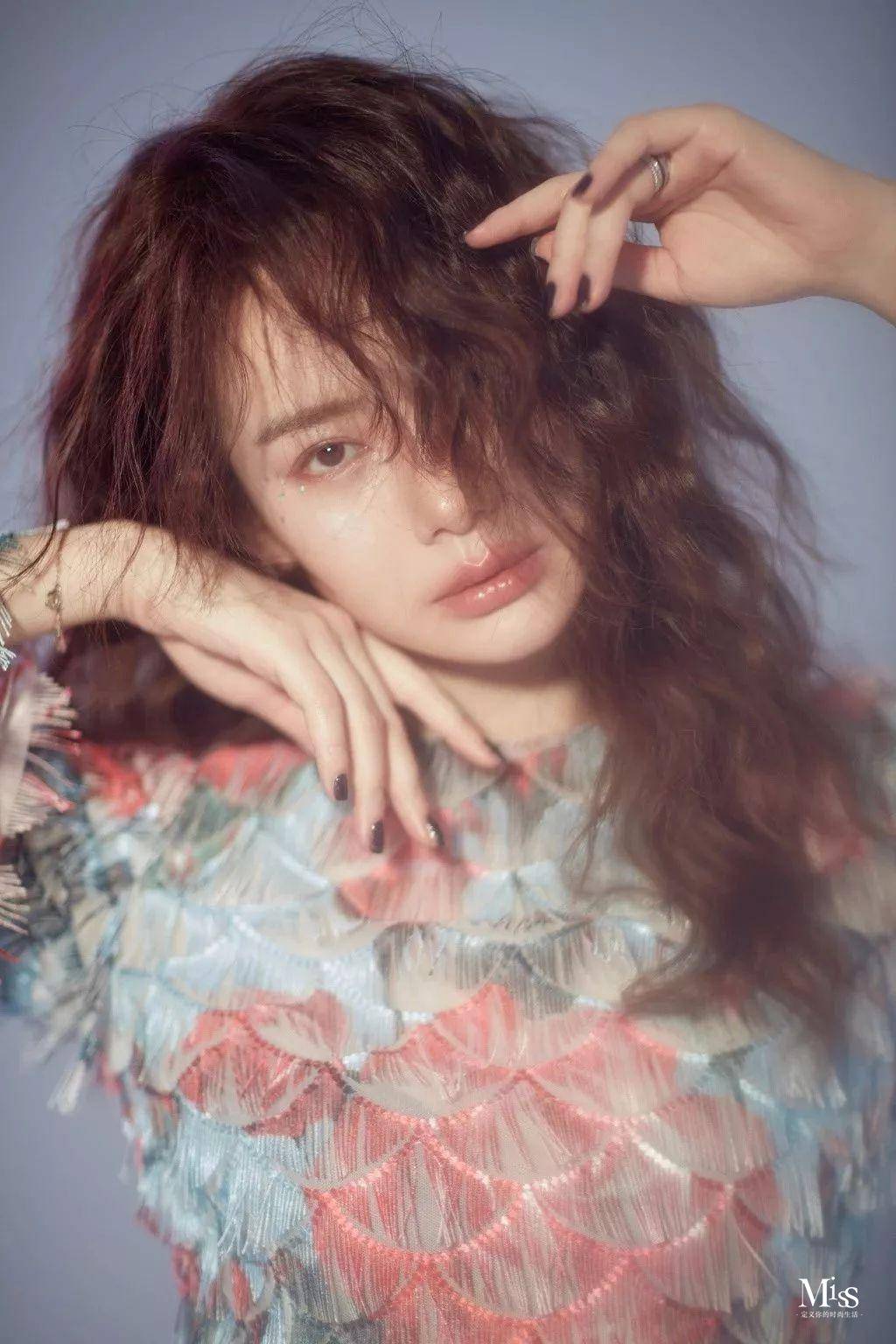 七哥力荐：女人的激吻唇一定要配上海藻卷才是真性感