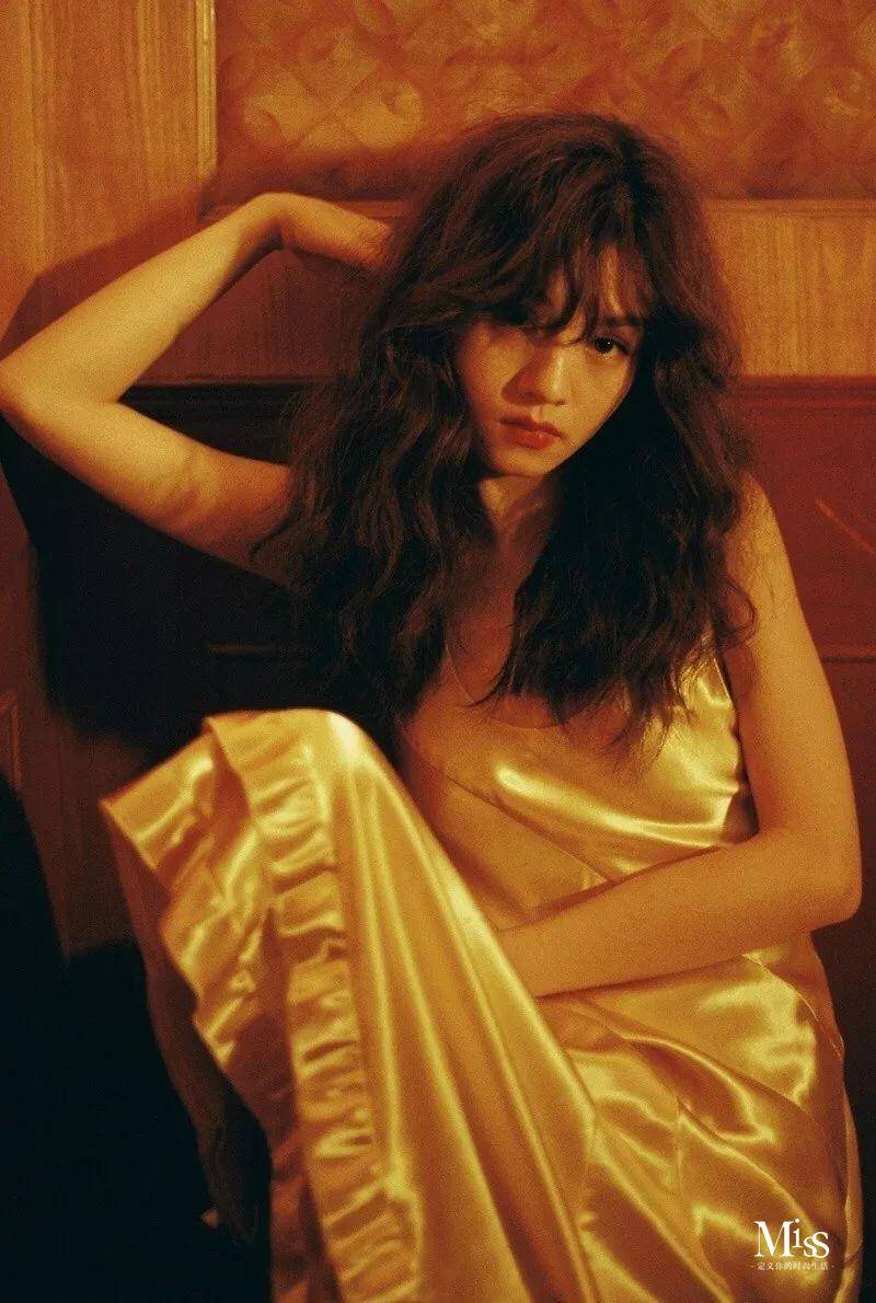 七哥力荐:女人的激吻唇一定要配上海藻卷才是真性感