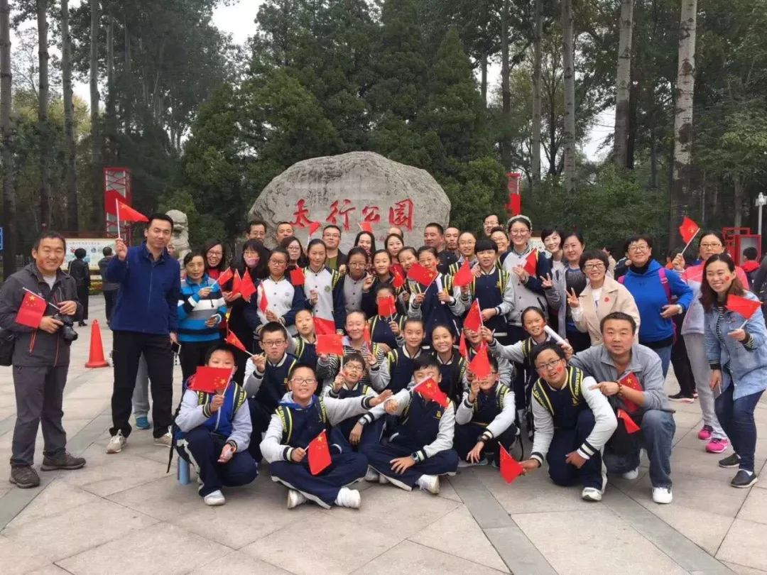 鎴戠溂涓殑涓浗鑻辨枃婕旇鍏ㄦ枃绋垮瓙,鎴戠溂涓殑涓浗鑻辨枃婕旇