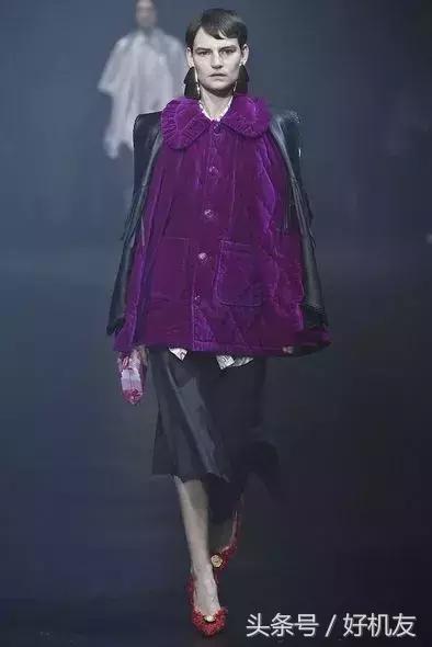 手机颜色比较特别的有哪些,手机的所有颜色怎么变