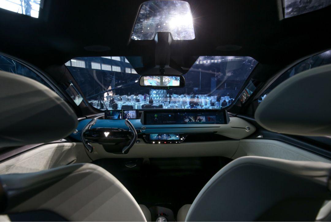 合众新能源哪吒v标准启航版,合众新能源哪吒no1落地价