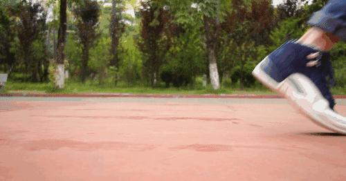 最近很火的airjordan1,airjordan12最新复刻颜色