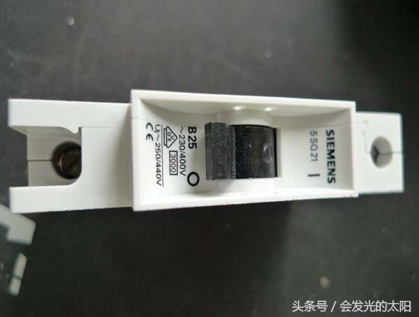 空气开关怎么接线图解,空气开关接线教程哪个是进线