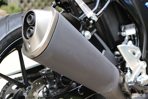 铃木gsxr150试驾视频,铃木gsxr1000r试驾评测