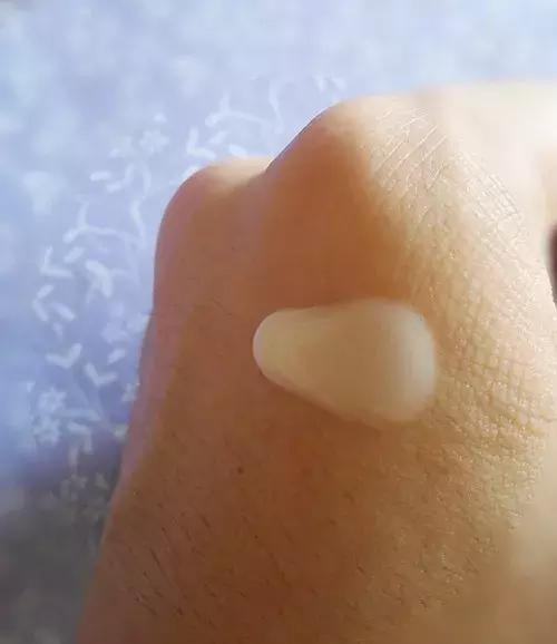 林允化妆品上万,林允戚薇网购