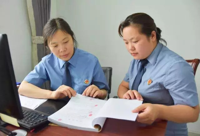 有多少大学生在网上招聘被骗,31名大学生求职被骗