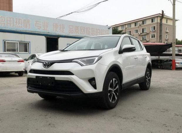 长的完全不像汉兰达的丰田RAV4都有哪些优缺点?听听车友怎么说?