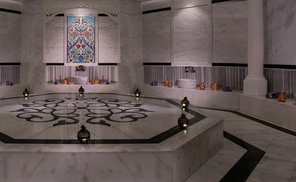 沉浸式体验迪拜水疗服务,迪拜阿玛哈沙漠水疗度假