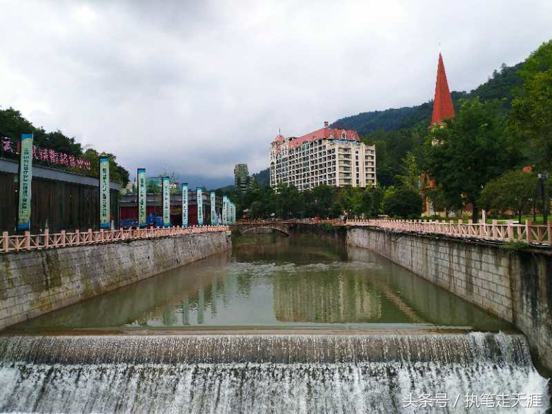 曾经成都人首选的度假小镇大邑花水湾，现在怎么样了？