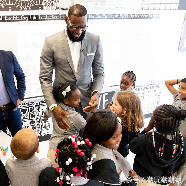 詹姆斯新增“校长”称号！玛丽莲梦露xMMJ联名即将发售！