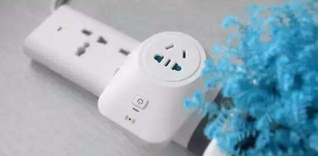 智能插座与普通插座槽一样吗,智能插座和智能灯泡哪个实用些