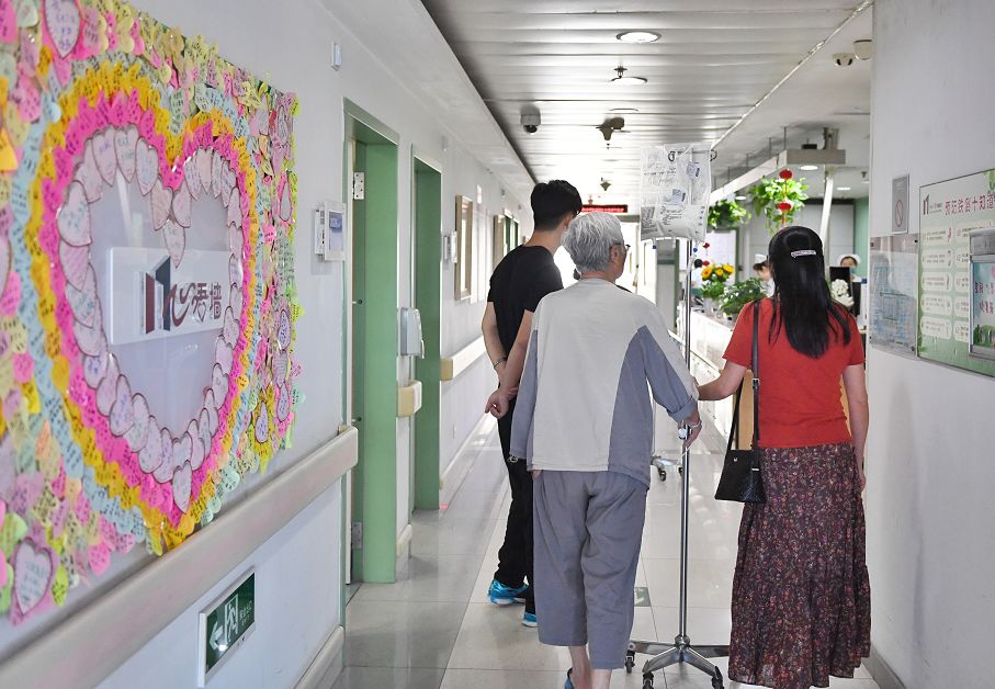 到美国治癌症，去韩国整容，出国看病要小心哪些“套路”？