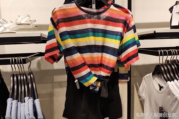 服装店生意不好怎么弄,服装店新手如何经营服装