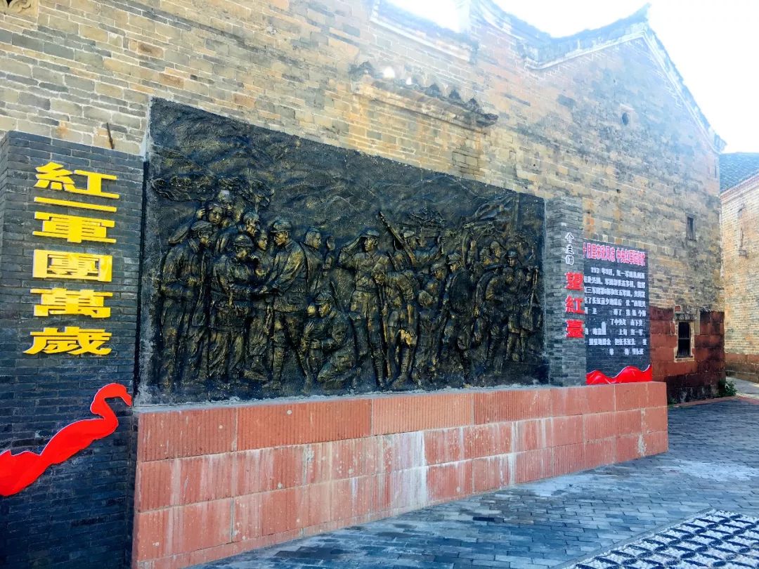 千年山中古村风景,千年香樟百年古村