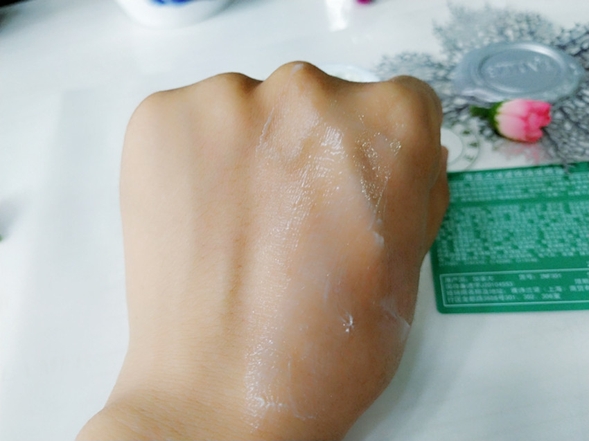 海蓝之谜眼霜哪一款好用,眼霜推荐排行榜第一名海蓝之谜