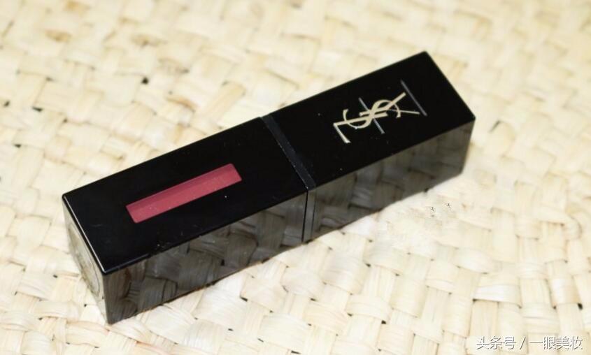 迷人魅力哑光唇彩,圣罗兰416号色试色