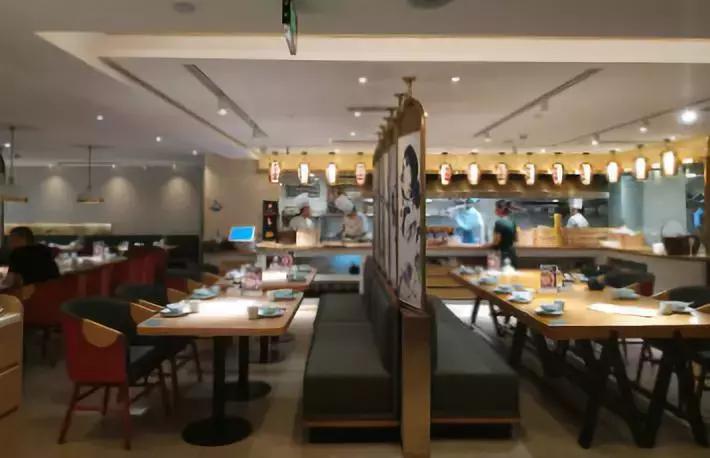 春熙路适合一个人吃的美食推荐,成都春熙路群光广场美食推荐