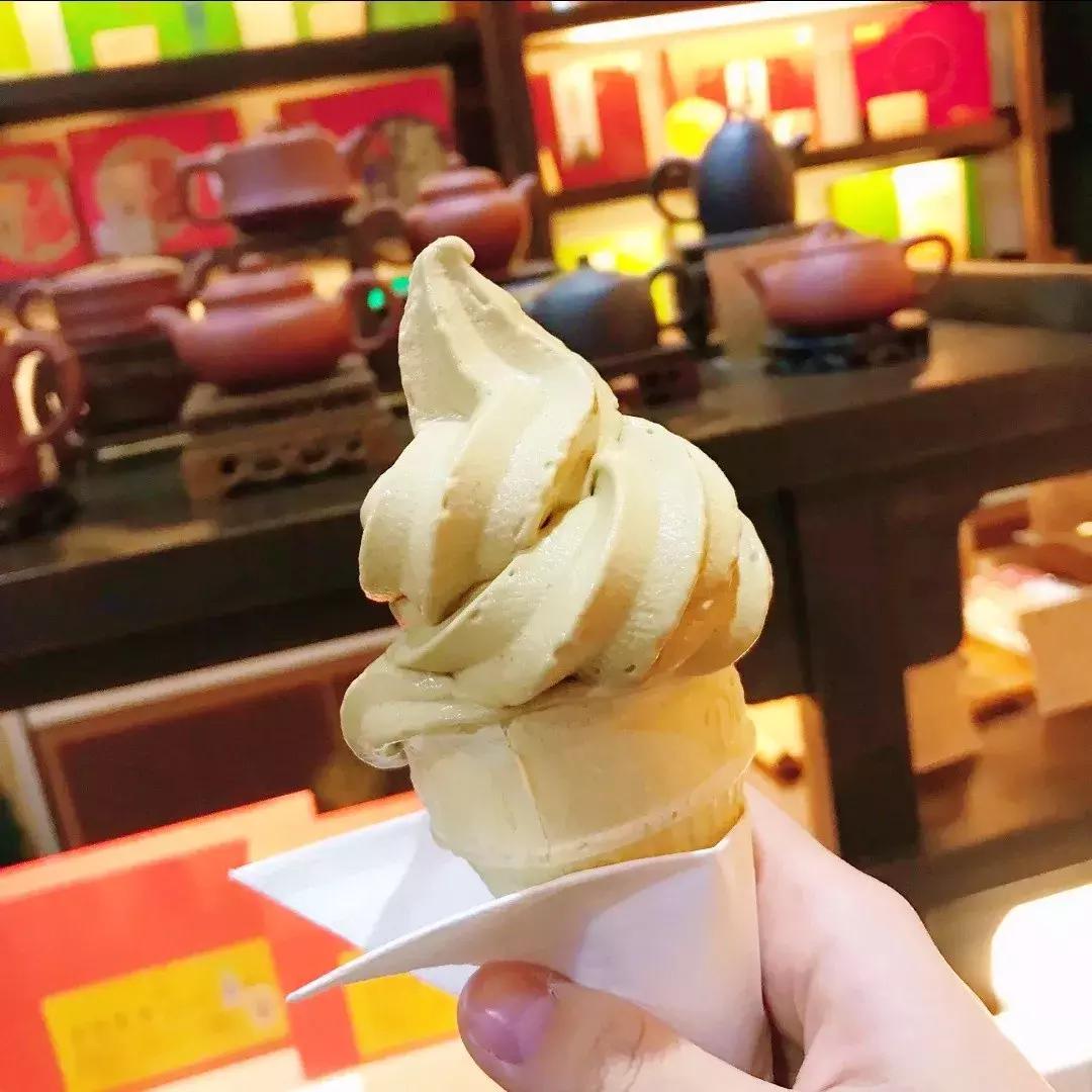 火爆的十款网红奶茶,推荐一款口碑最好的网红奶茶