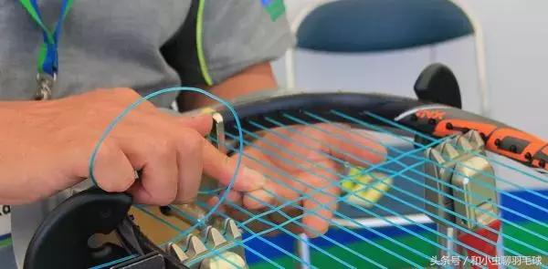 李宗伟打败林丹用的是什么球拍,林丹李宗伟同时期球拍