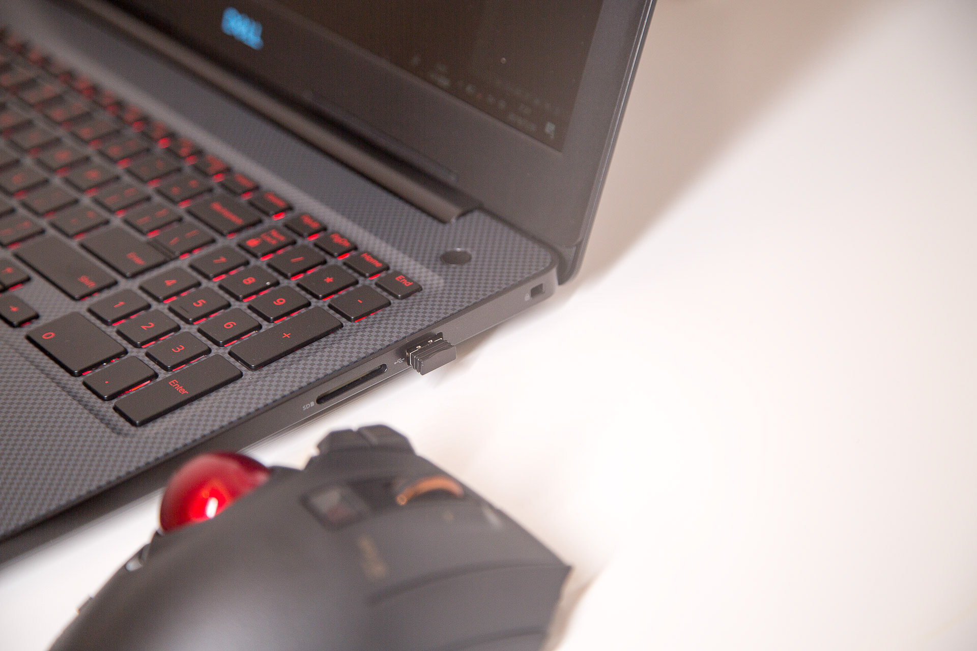 低调性能强悍的笔记本电脑,低调的性能小钢炮