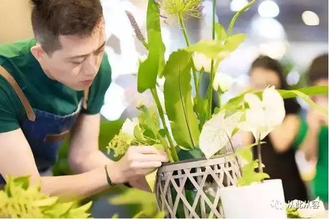 社交文案——这样聊天和发朋友圈竟然能多拿50%订单